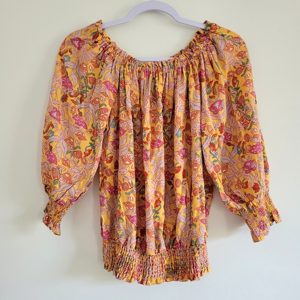Cupcake and Cashmere Off Shoulder 3/4 Balloon‎ Sleeve Floral Blouse NWT